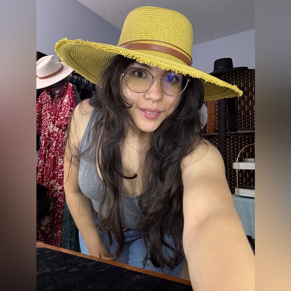 NWT Ruggine Yellow Wide Brim Frayed Edge Straw Hat Boho Sun Hat - Picture 6 of 9